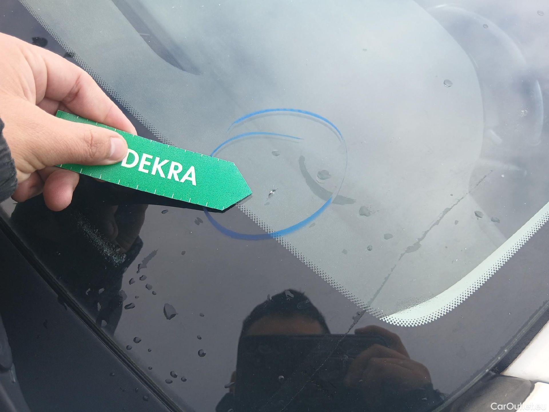  Peugeot  2008 PEUGEOT  / 2016 / 5P / todoterreno Signature BlueHDi 100 S&S 5 Vel. MAN #24