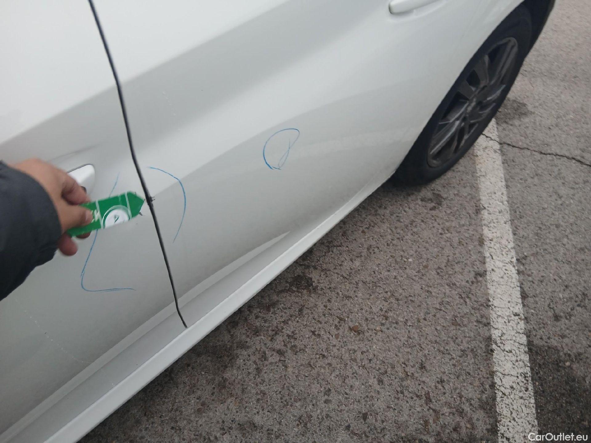  Peugeot  208  Active Pack 1.5 HDi 100CV MT6 E6d #15