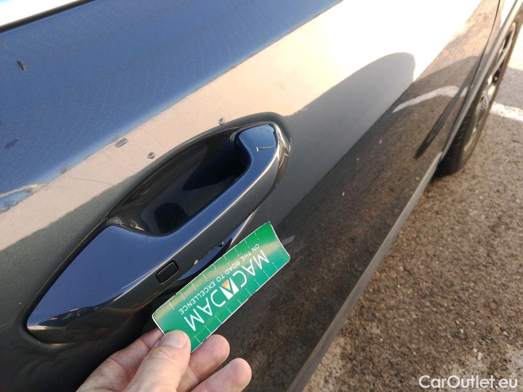  KIA  XCeed KIA  1.6 GDi PHEV 104kW (141CV) eDrive #19