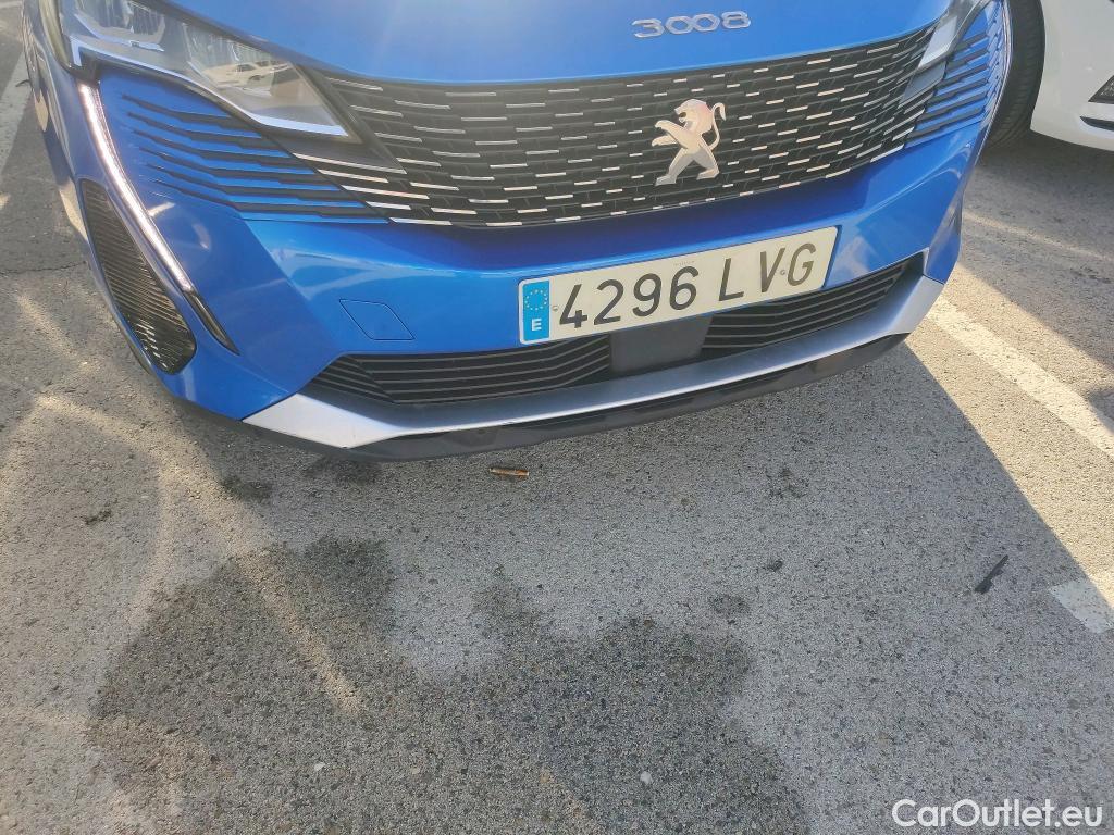  Peugeot  3008 PEUGEOT  Hybrid / 2020 / 5P / todoterreno 225 e-EAT8 Allure #25