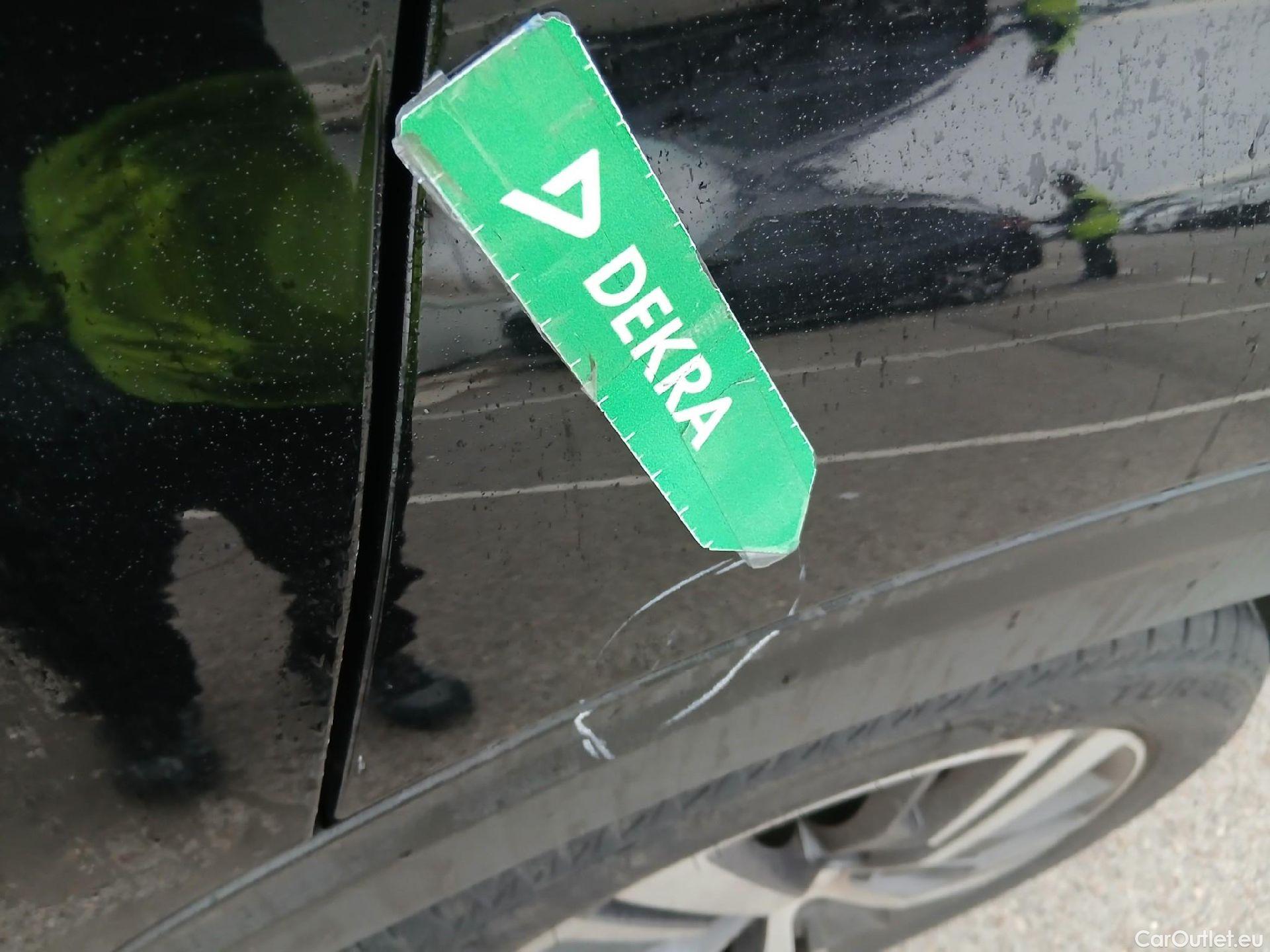  Peugeot  3008  Allure Pack 1.5 HDi 130CV AT8 E6d #17