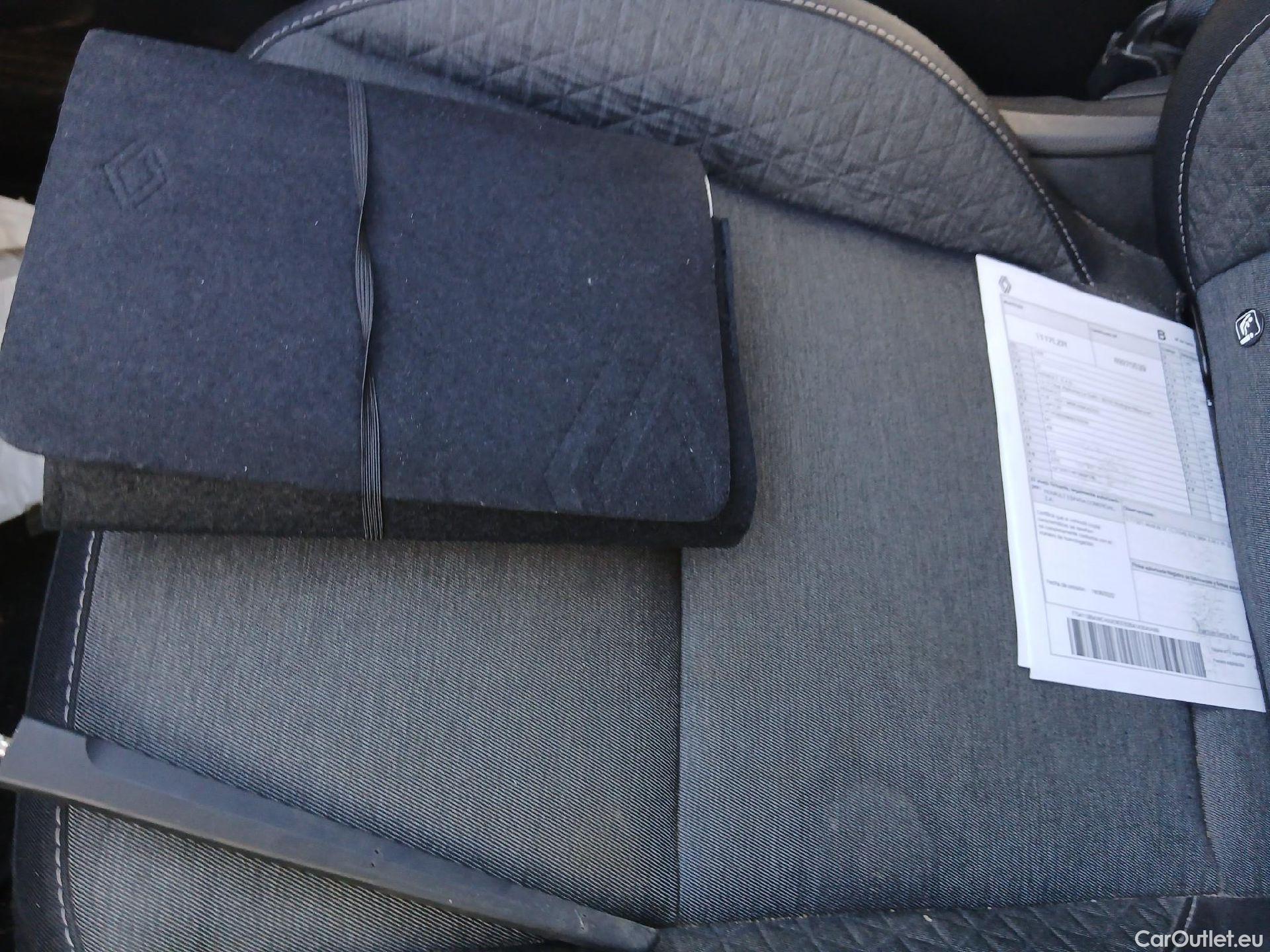  Renault  Captur RENAULT  / 2020 / 5P / todoterreno Intens TCe 90 #1