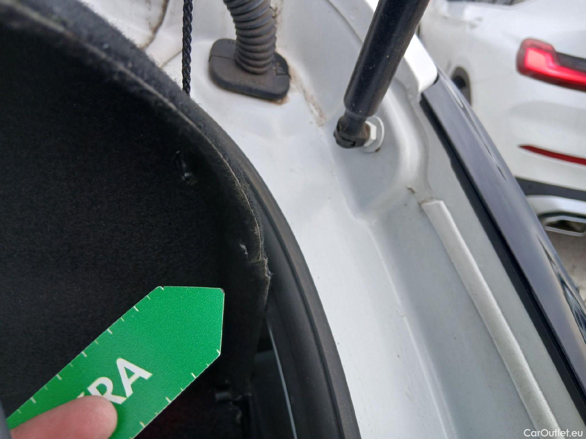  Opel  Corsa OPEL  1.2T XHL 74kW (100CV) Elegance (CX2) #4