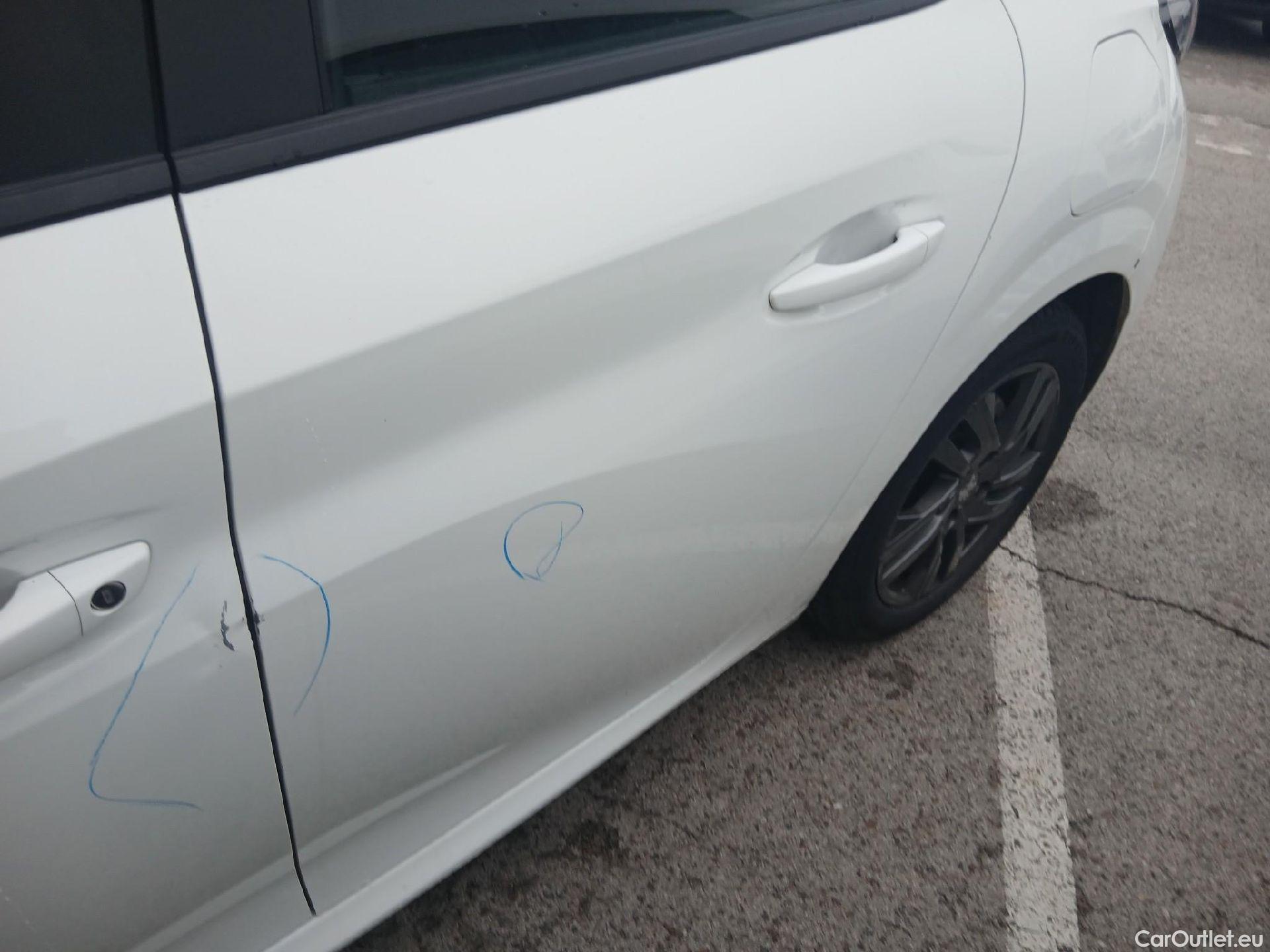  Peugeot  208  Active Pack 1.5 HDi 100CV MT6 E6d #16