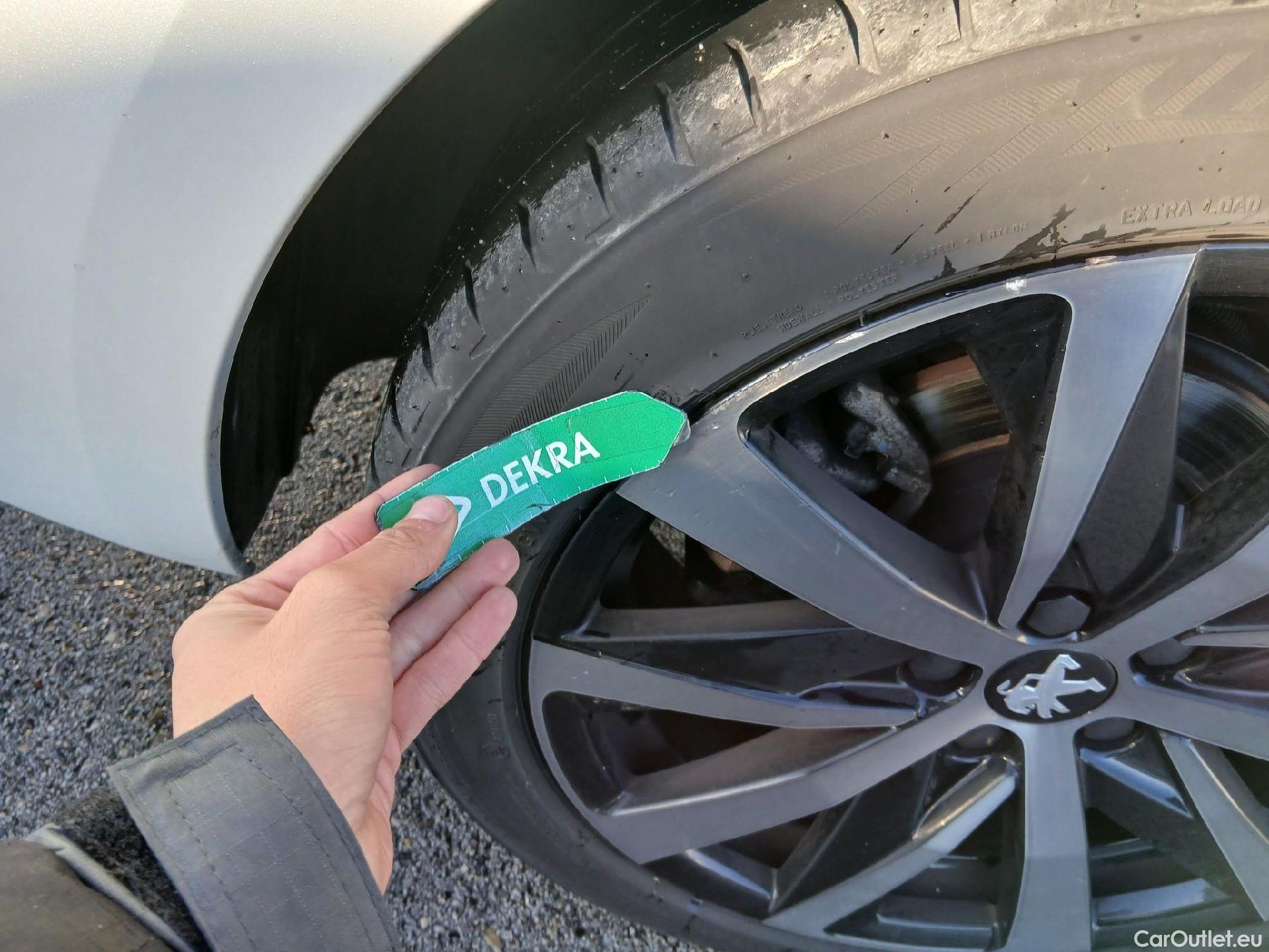  Peugeot  508 PEUGEOT  / 2018 / 5P / berlina con portón 5P GT Line BlueHDi 120kW (160) S&S EAT8 #25