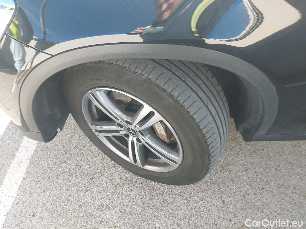  Mercedes  G-Klasee MERCEDES-BENZ Clase GLC / 2019 / 5P / todoterreno GLC 300 de 4MATIC #3