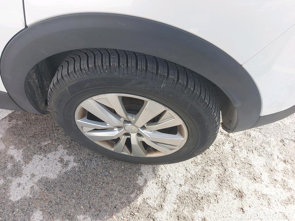  Peugeot  3008 PEUGEOT  / 2020 / 5P / todoterreno 1.2 PureTech 96KW S&S Active Pack EAT8 #1