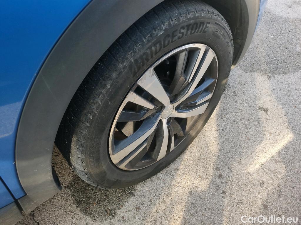  Peugeot  3008 PEUGEOT  Hybrid / 2020 / 5P / todoterreno 225 e-EAT8 Allure #9