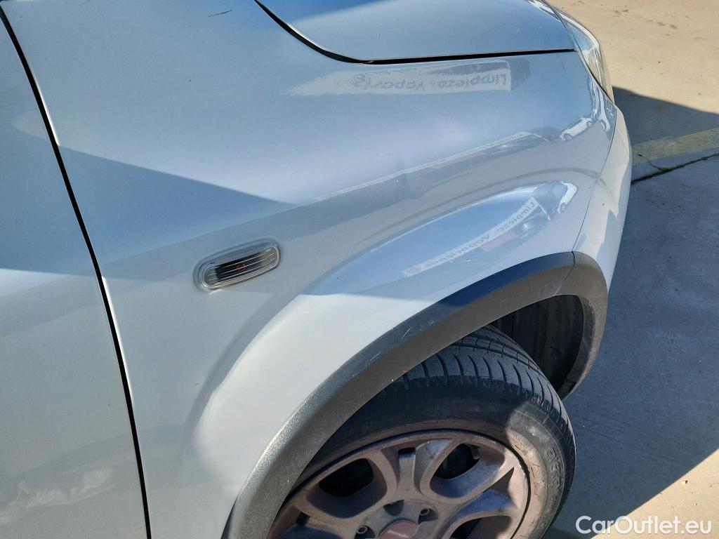  Fiat  Panda FIAT  5p 3G berlina con portón 1.3 75cv Diésel 4x4 #43