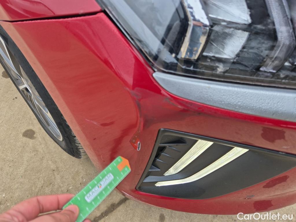  Hyundai   Ioniq HYUNDAI / 2019 / 5P / berlina con portón 1.6 GDI PHEV Style DCT #8