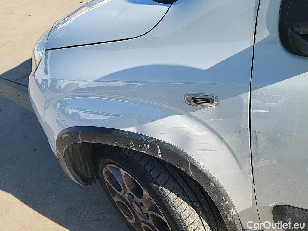  Fiat  Panda FIAT  5p 3G berlina con portón 1.3 75cv Diésel 4x4 #6