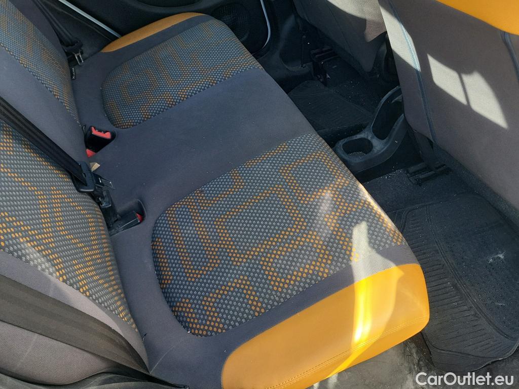  Fiat  Panda FIAT  5p 3G berlina con portón 1.3 75cv Diésel 4x4 #15