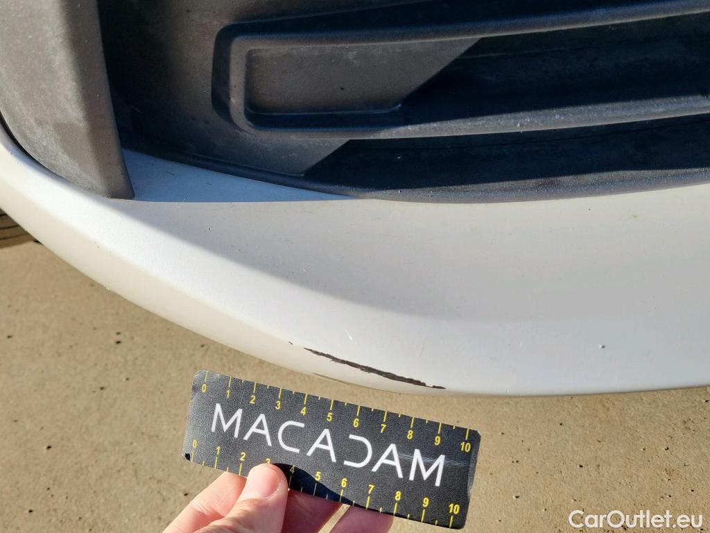  Bmw  Serie 1 BMW  / 2019 / 5P / berlina con portón 118i #14