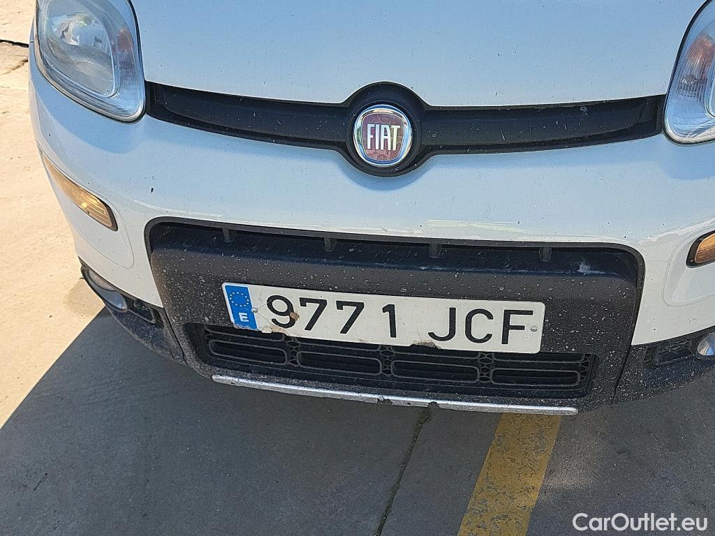 Fiat  Panda FIAT  5p 3G berlina con portón 1.3 75cv Diésel 4x4 #35
