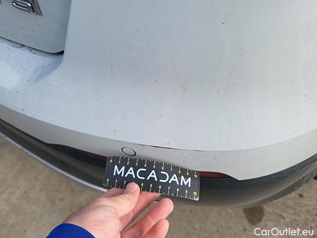  Audi  Q2 AUDI  / 2016 / 5P / todoterreno Design 30 TFSI 85kW (116CV) #9