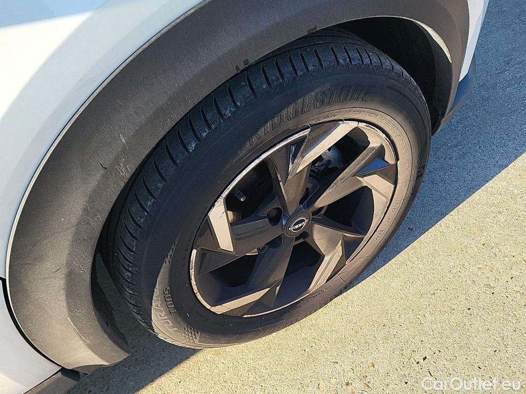  Nissan  Juke NISSAN  / 2019 / 5P / crossover DIG-T 84 kW (114 CV) 6M/T Acenta (AC4) #3