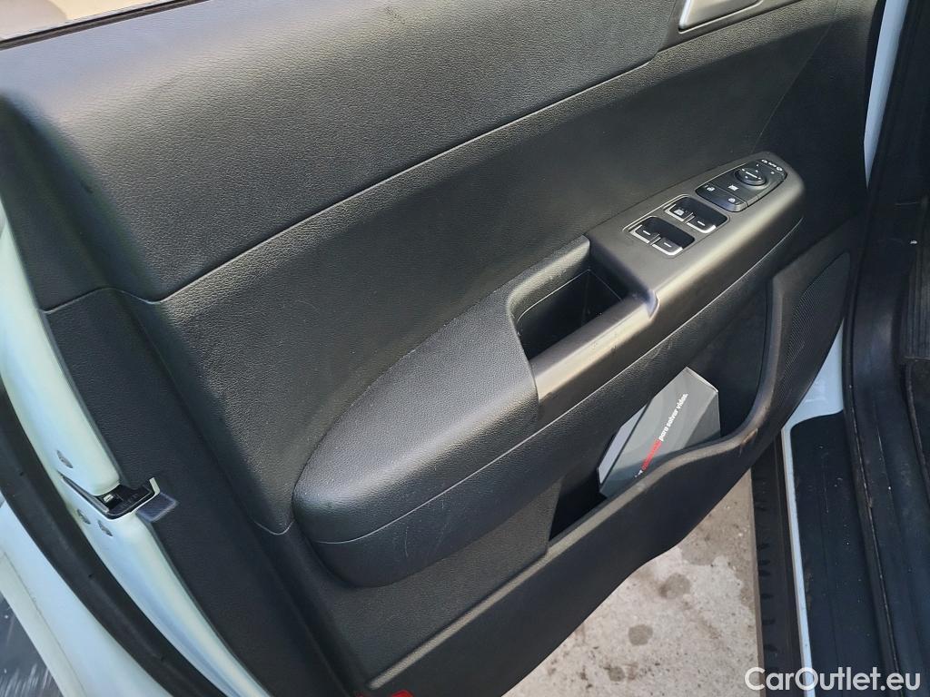  KIA  Sportage KIA  / 2018 / 5P / todoterreno 1.6 MHEV Business 100kW (136CV) 4x2 #15