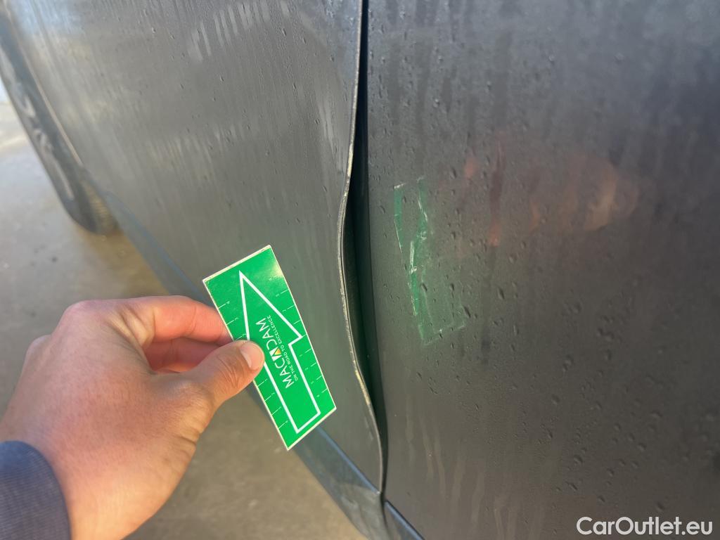  Peugeot  2008 PEUGEOT  / 2019 / 5P / todoterreno Active BlueHDI 100 S&S BVM6 #3