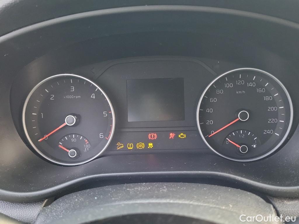  KIA  Sportage KIA  / 2018 / 5P / todoterreno 1.6 MHEV Business 100kW (136CV) 4x2 #31