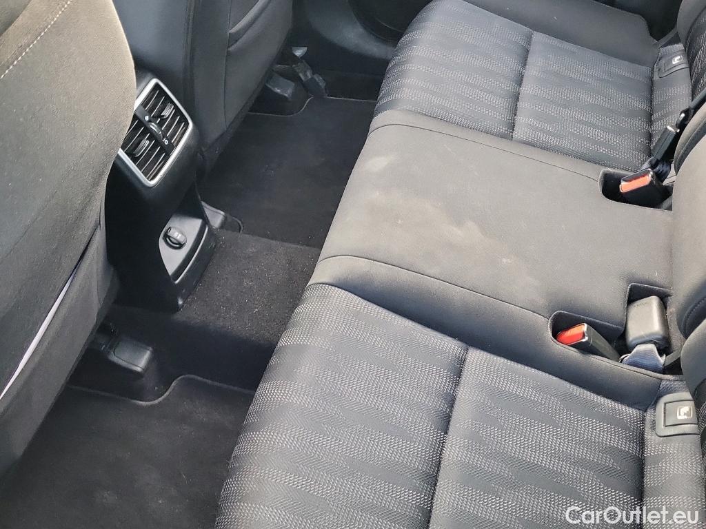  KIA  Sportage KIA  / 2018 / 5P / todoterreno 1.6 MHEV Business 100kW (136CV) 4x2 #34