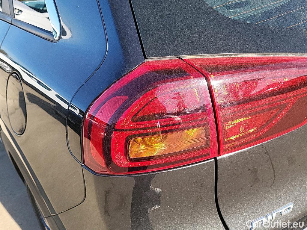  KIA  Niro KIA  / 2019 / 5P / crossover 1.6 GDi PHEV 104kW (141CV) Drive #26