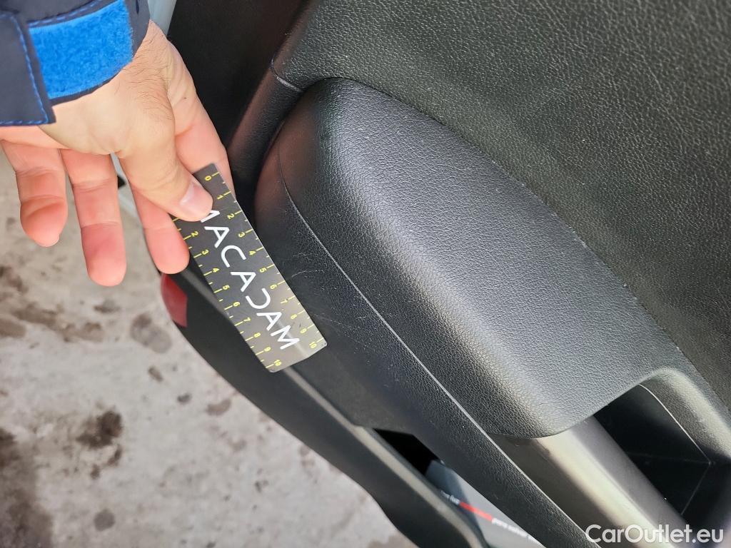  KIA  Sportage KIA  / 2018 / 5P / todoterreno 1.6 MHEV Business 100kW (136CV) 4x2 #16