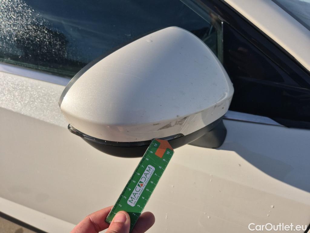  Nissan  Qashqai NISSAN  / 2021 / 5P / todoterreno DIG-T 116kW (158CV) mHEV Xtronic Acenta (AC2) #16