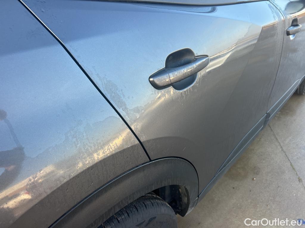  Peugeot  2008 PEUGEOT  / 2019 / 5P / todoterreno Active BlueHDI 100 S&S BVM6 #4