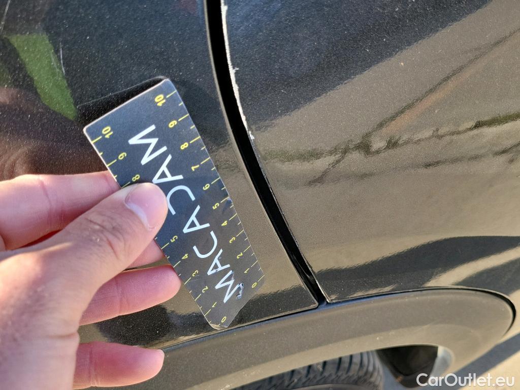  KIA  Niro KIA  / 2019 / 5P / crossover 1.6 GDi PHEV 104kW (141CV) Drive #9