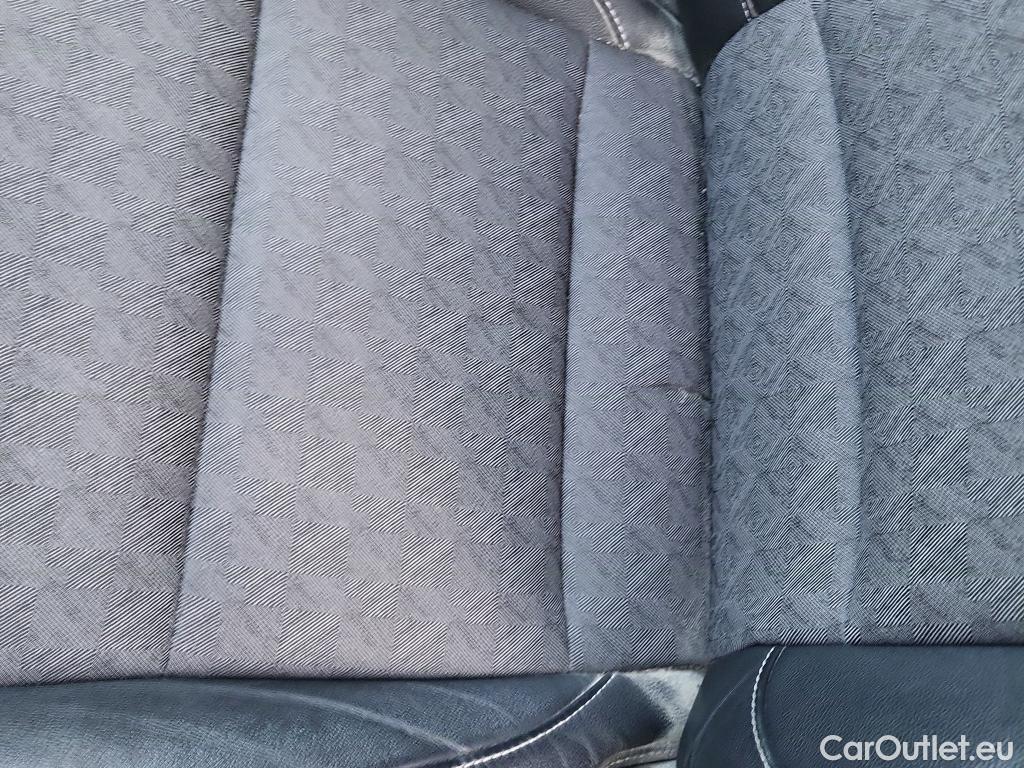  KIA  Niro KIA  / 2019 / 5P / crossover 1.6 GDi PHEV 104kW (141CV) Drive #10