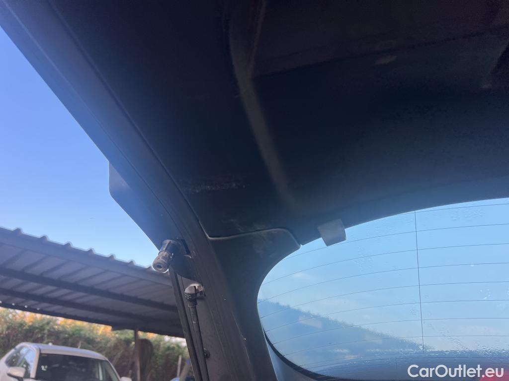  Peugeot  2008 PEUGEOT  / 2019 / 5P / todoterreno Active BlueHDI 100 S&S BVM6 #8