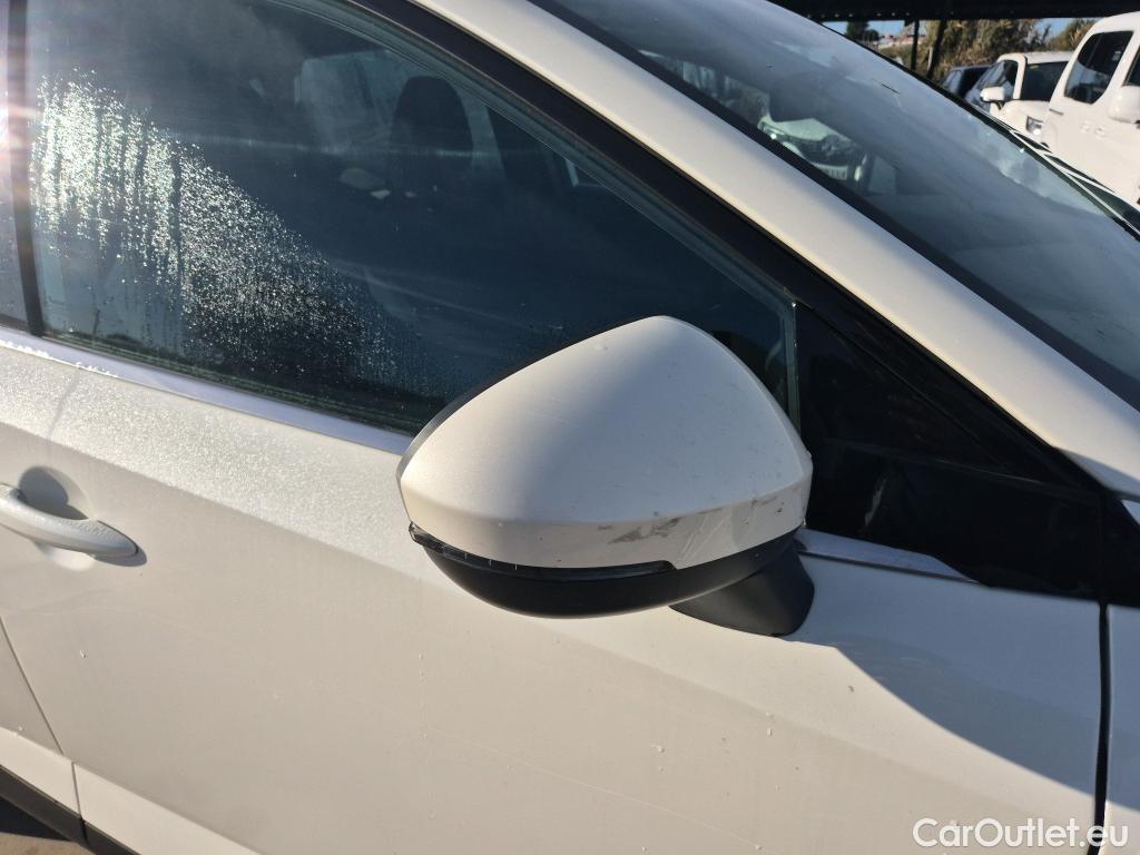  Nissan  Qashqai NISSAN  / 2021 / 5P / todoterreno DIG-T 116kW (158CV) mHEV Xtronic Acenta (AC2) #15