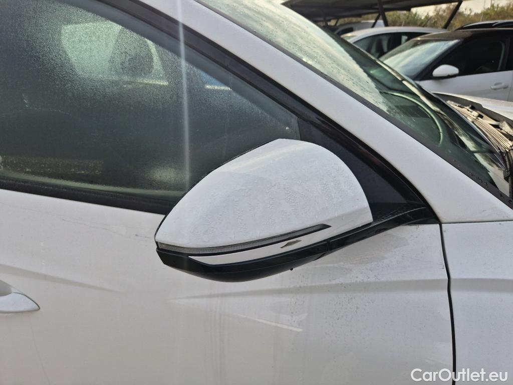  Hyundai  Tucson HYUNDAI  / 2020 / 5P / todoterreno 1.6 CRDI 85kW (115CV) Klass #24