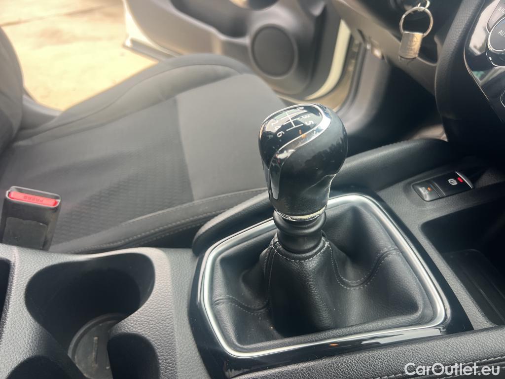  Nissan  Qashqai NISSAN  / 2017 / 5P / todoterreno dCi 85 kW (115 CV) E6D ACENTA #11