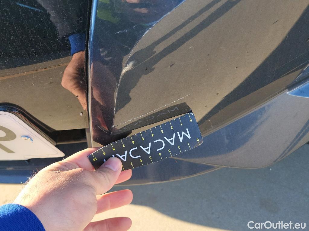  Nissan  Micra NISSAN  / 2017 / 5P / berlina con portón IG-T 68 kW (92 CV) E6D-F Tekna #6