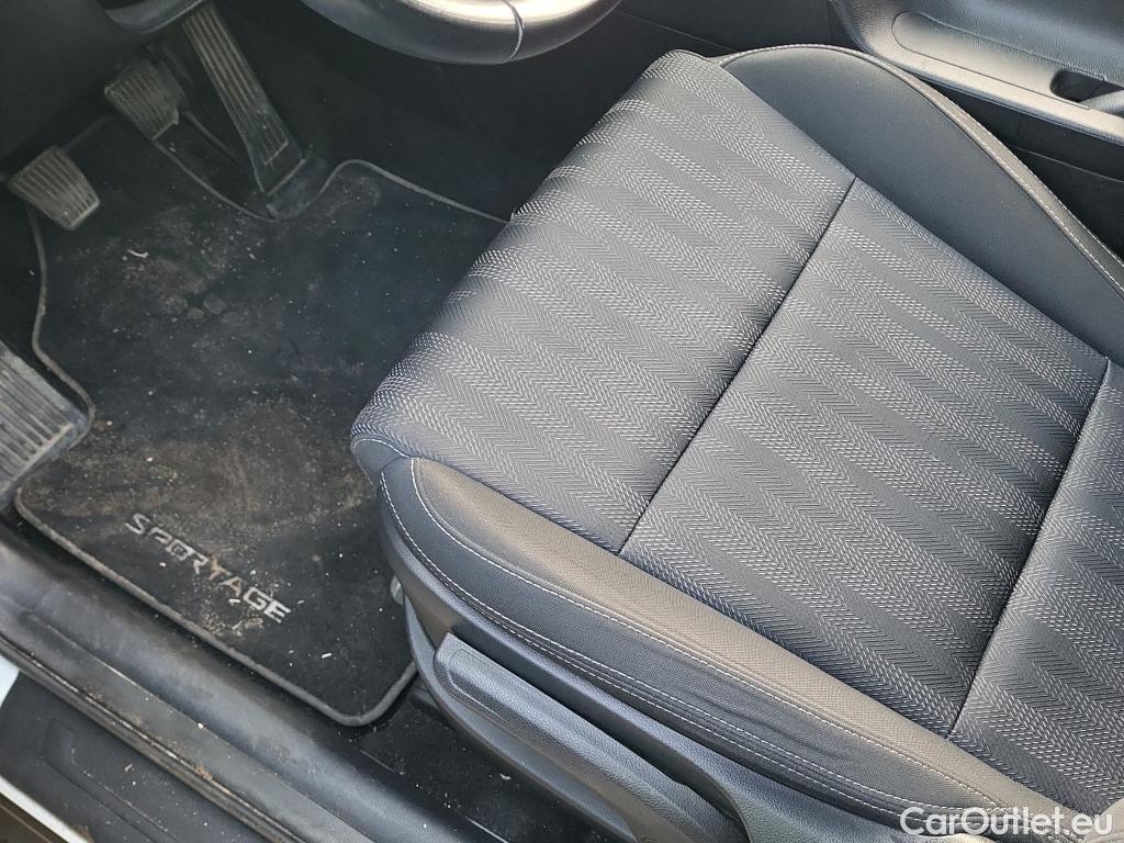  KIA  Sportage KIA  / 2018 / 5P / todoterreno 1.6 MHEV Business 100kW (136CV) 4x2 #33