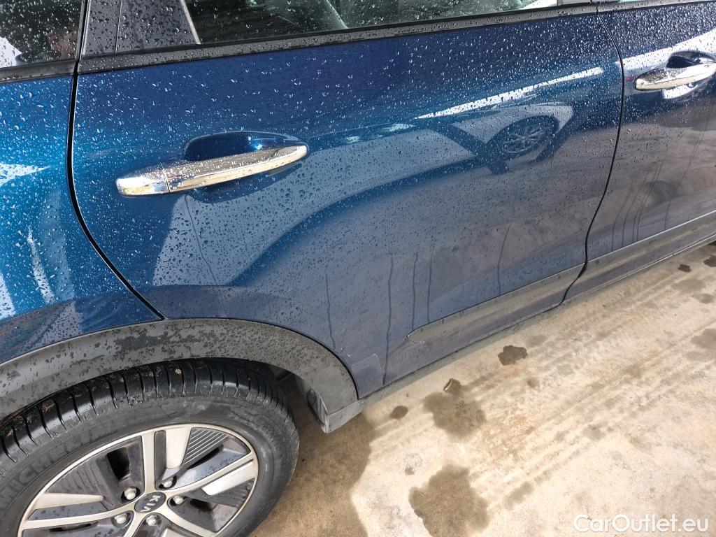  KIA  Niro KIA  / 2019 / 5P / crossover 1.6 GDi HEV 104kW (141CV) Drive #1