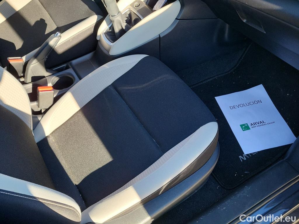  Nissan  Micra NISSAN  / 2017 / 5P / berlina con portón IG-T 68 kW (92 CV) E6D-F Tekna #9