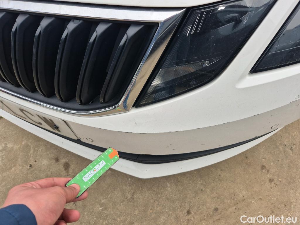  Skoda  Octavia SKODA  / 2016 / 5P / familiar Combi 1.6 TDI CR 85KW (115CV) Ambition #8