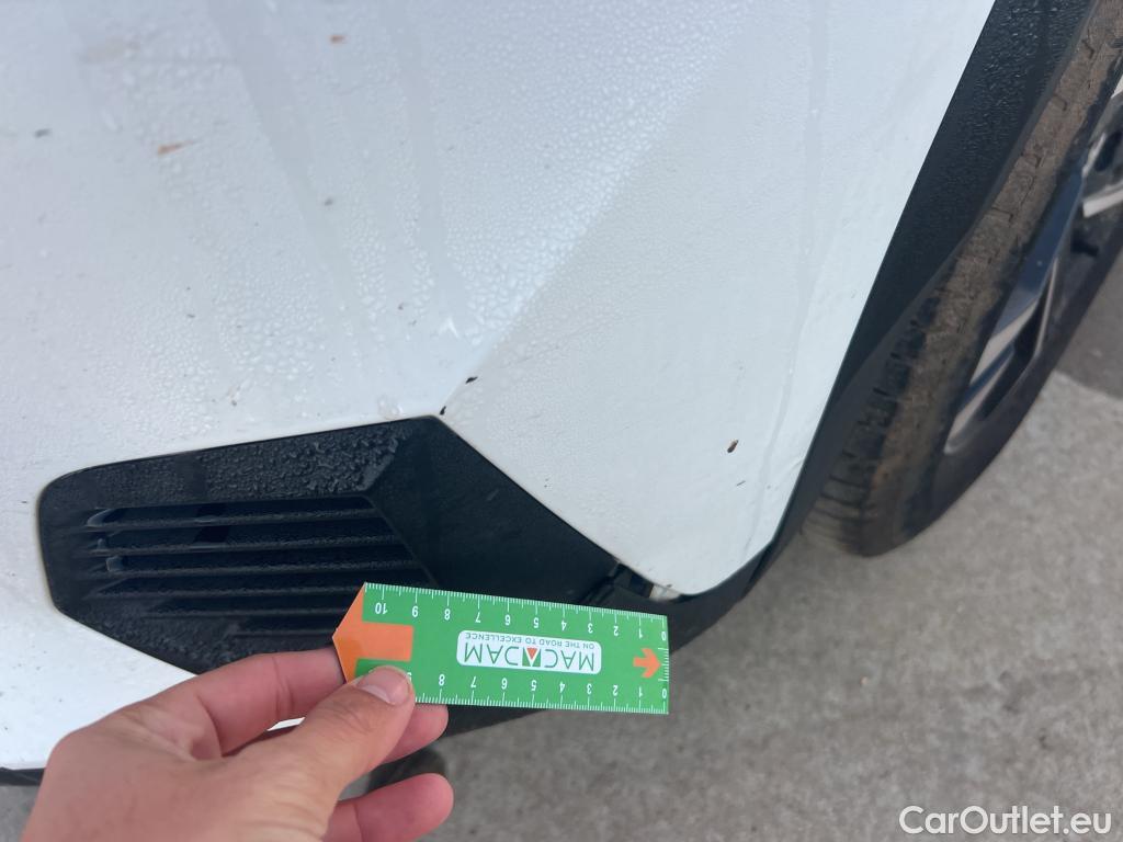  Peugeot  2008 PEUGEOT  / 2019 / 5P / todoterreno Allure BlueHDI 81kW (110CV) #23