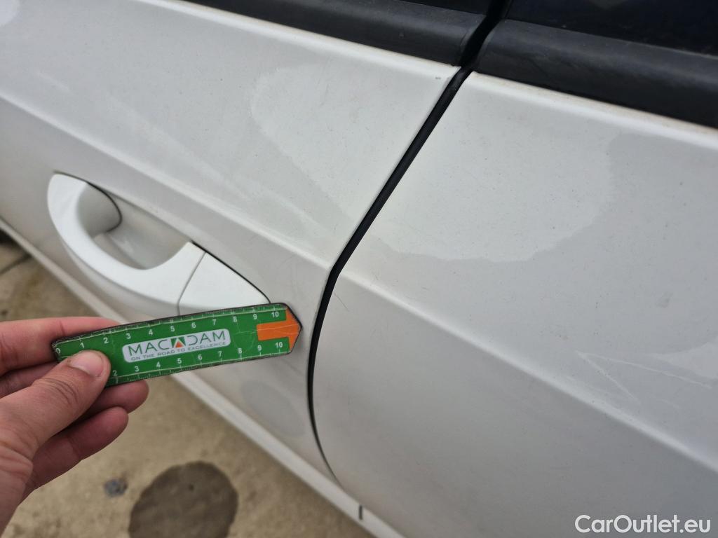  Skoda  Octavia SKODA  / 2016 / 5P / familiar Combi 1.6 TDI CR 85KW (115CV) Ambition #20