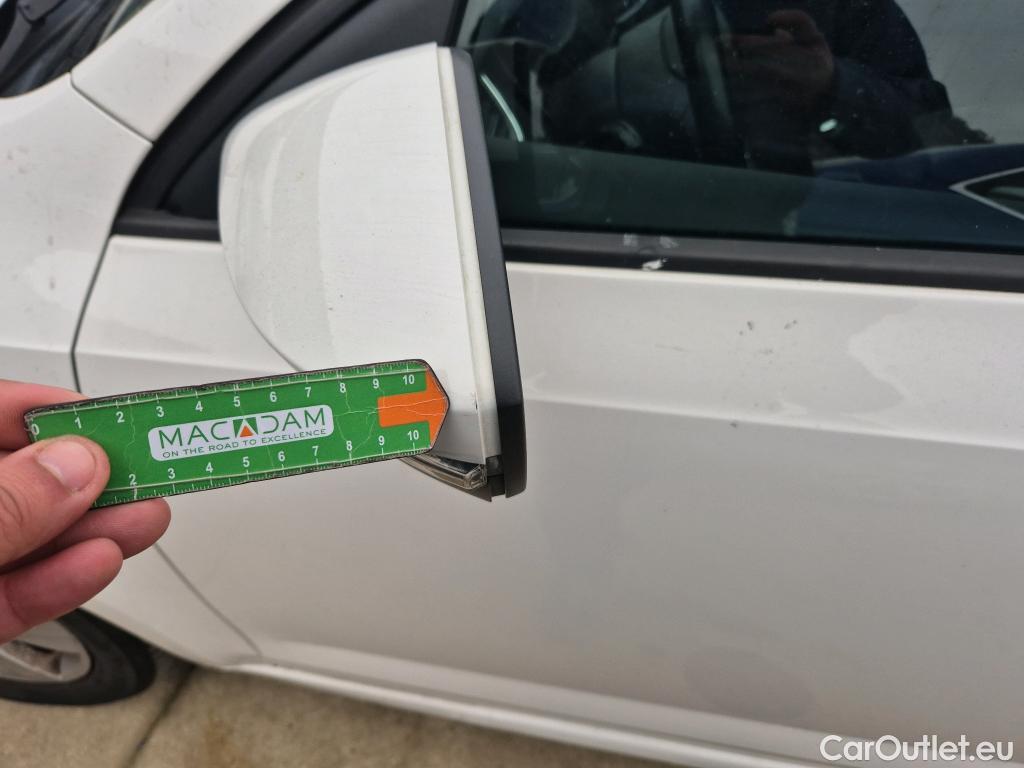  Skoda  Octavia SKODA  / 2016 / 5P / familiar Combi 1.6 TDI CR 85KW (115CV) Ambition #22