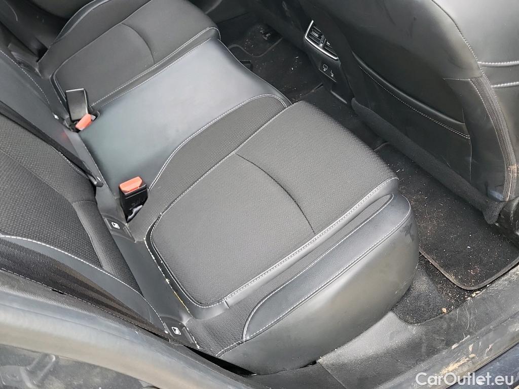  Renault  Megane  IV Sport Tourer Techno 1.5 dCi 115CV AT7 E6d #37