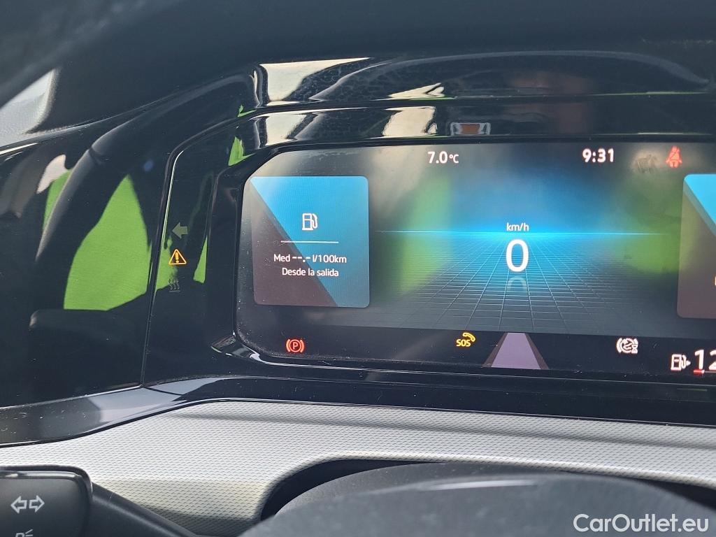  Volkswagen  Golf  VOLKSWAGEN / 2020 / 5P / berlina con portón 1.0 TSI 81kW (110CV) #18