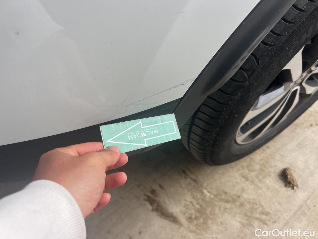  Renault  Kadjar RENAULT  / 2019 / 5P / crossover Limited Blue dCi 85kW (115CV)(SP) #17