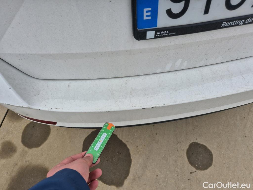  Skoda  Octavia SKODA  / 2016 / 5P / familiar Combi 1.6 TDI CR 85KW (115CV) Ambition #13