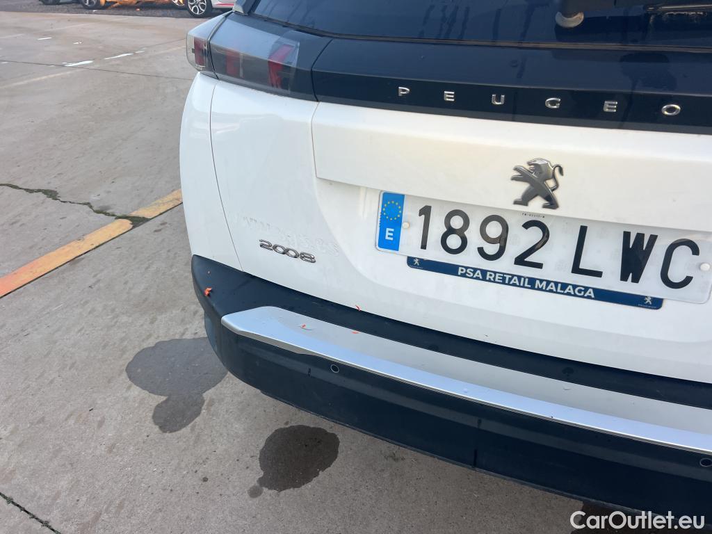  Peugeot  2008 PEUGEOT  / 2019 / 5P / todoterreno Allure BlueHDI 81kW (110CV) #8