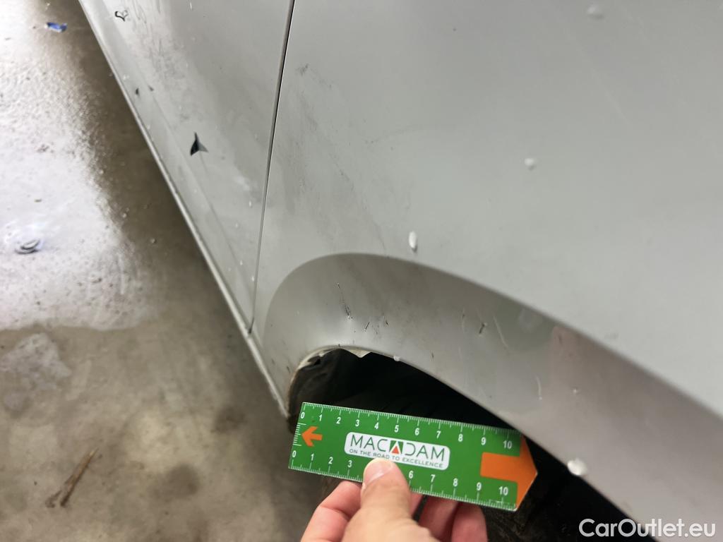  Volkswagen  Polo VOLKSWAGEN  / 2017 / 5P / berlina con portón Advance 1.0 TSI 70kW (95CV) #8