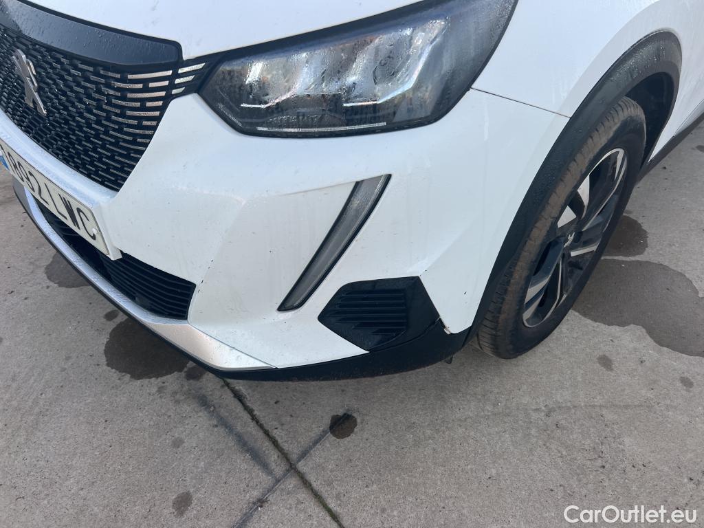  Peugeot  2008 PEUGEOT  / 2019 / 5P / todoterreno Allure BlueHDI 81kW (110CV) #22