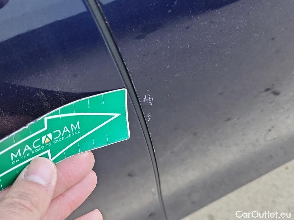  Volkswagen  Golf  VOLKSWAGEN / 2020 / 5P / berlina con portón 1.0 TSI 81kW (110CV) #2